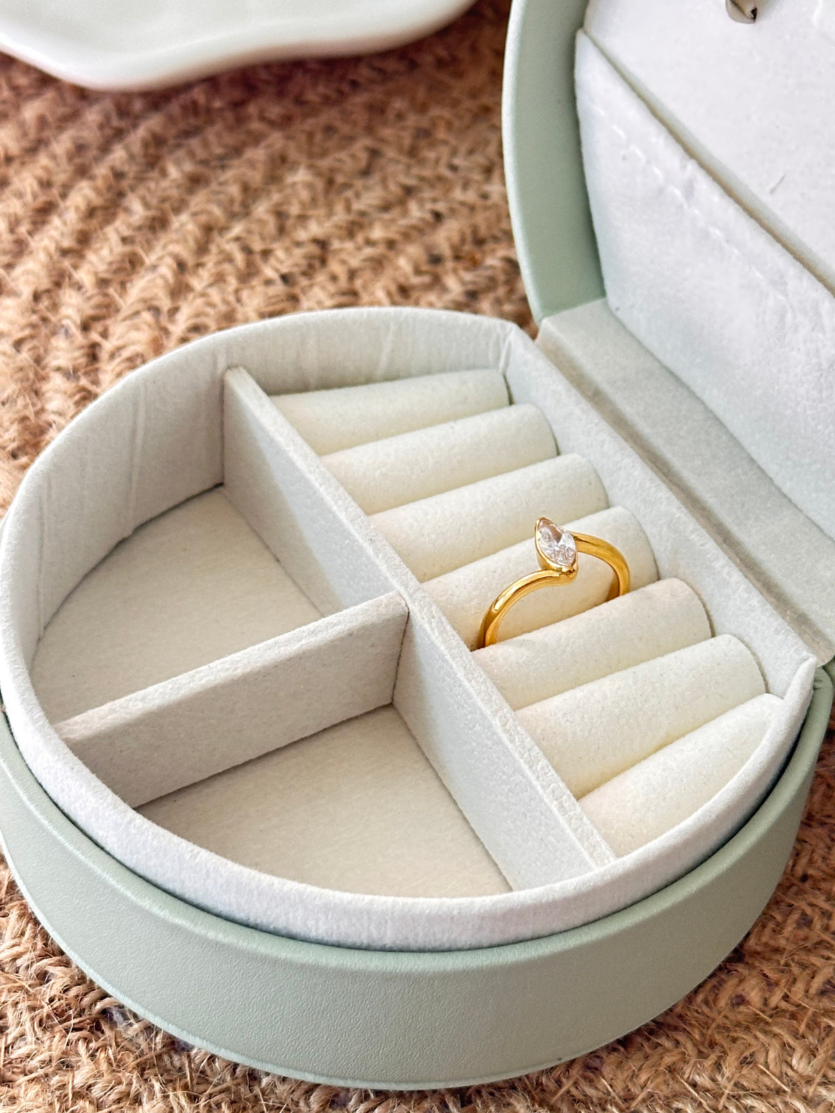 Ziari Ring