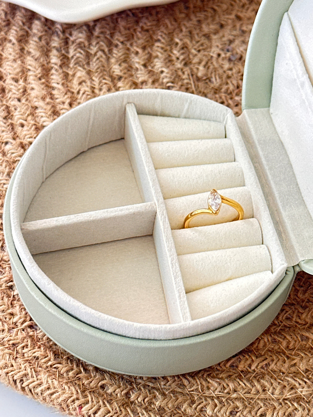Ziari Ring