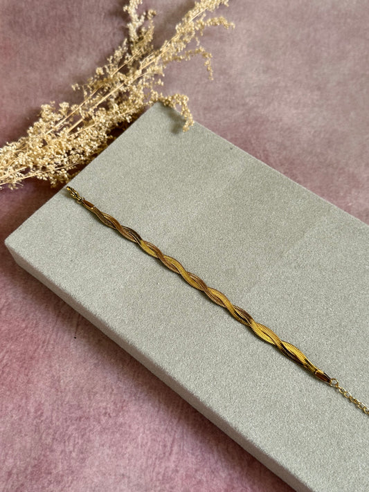 Snake chain bracelet