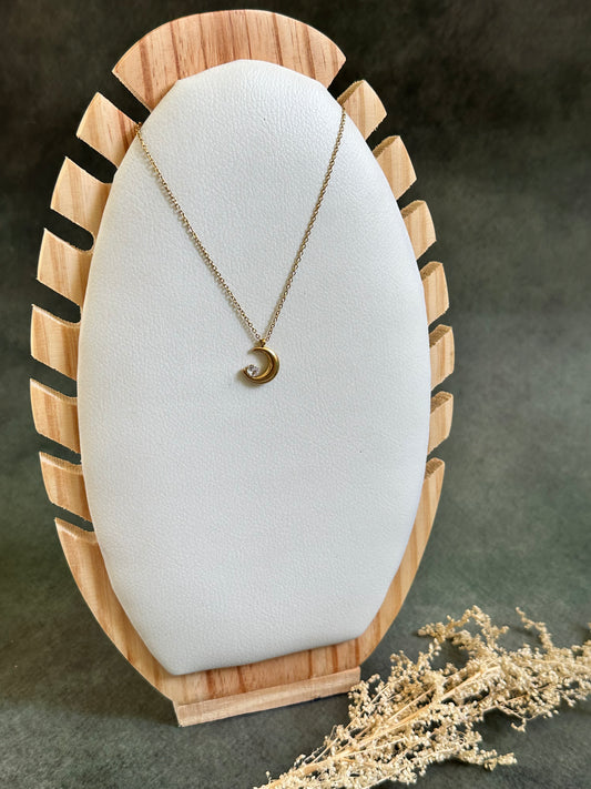 Moonbeam Pendant